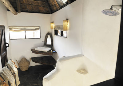 Standard Chalet Bathroom